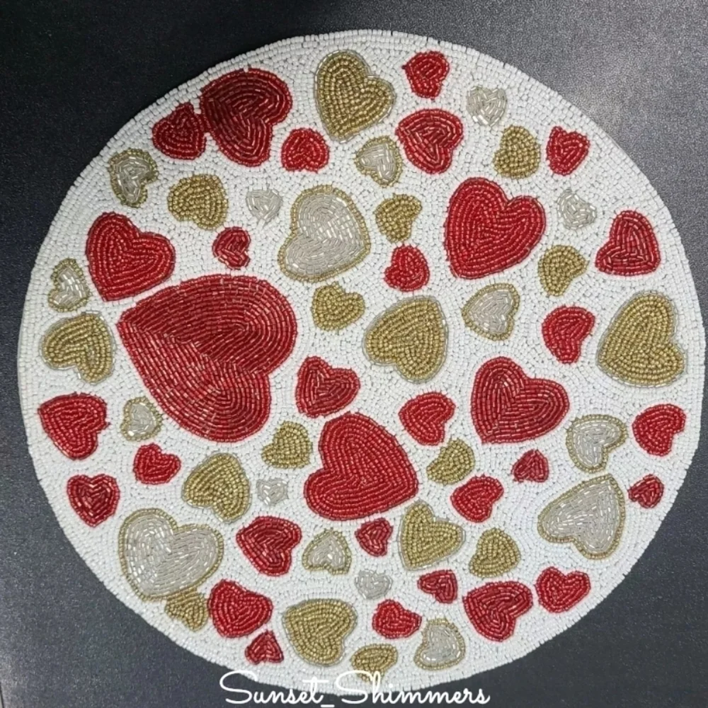 x4 Nicole Miller Sparkly Valentines Hearts of love Beaded Placemats Charger Set